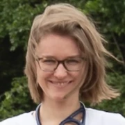 Nora Schreiber_200x200.jpg