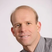 Scott_Weese_200x200.jpg