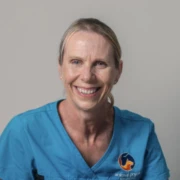 <span>Lindsey Connell</span>