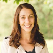 Emily Dutton_200x200.jpg